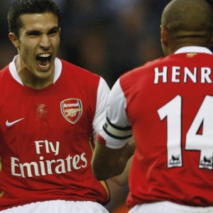 开云体育链接-是否应推动球员与退伍军人合作公益活动，球员退役合同怎么办