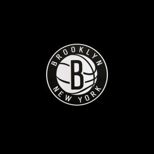 开云电竞赛事-尼斯在主场战胜对手，法国联赛积分榜上升，法国尼斯队老球迷